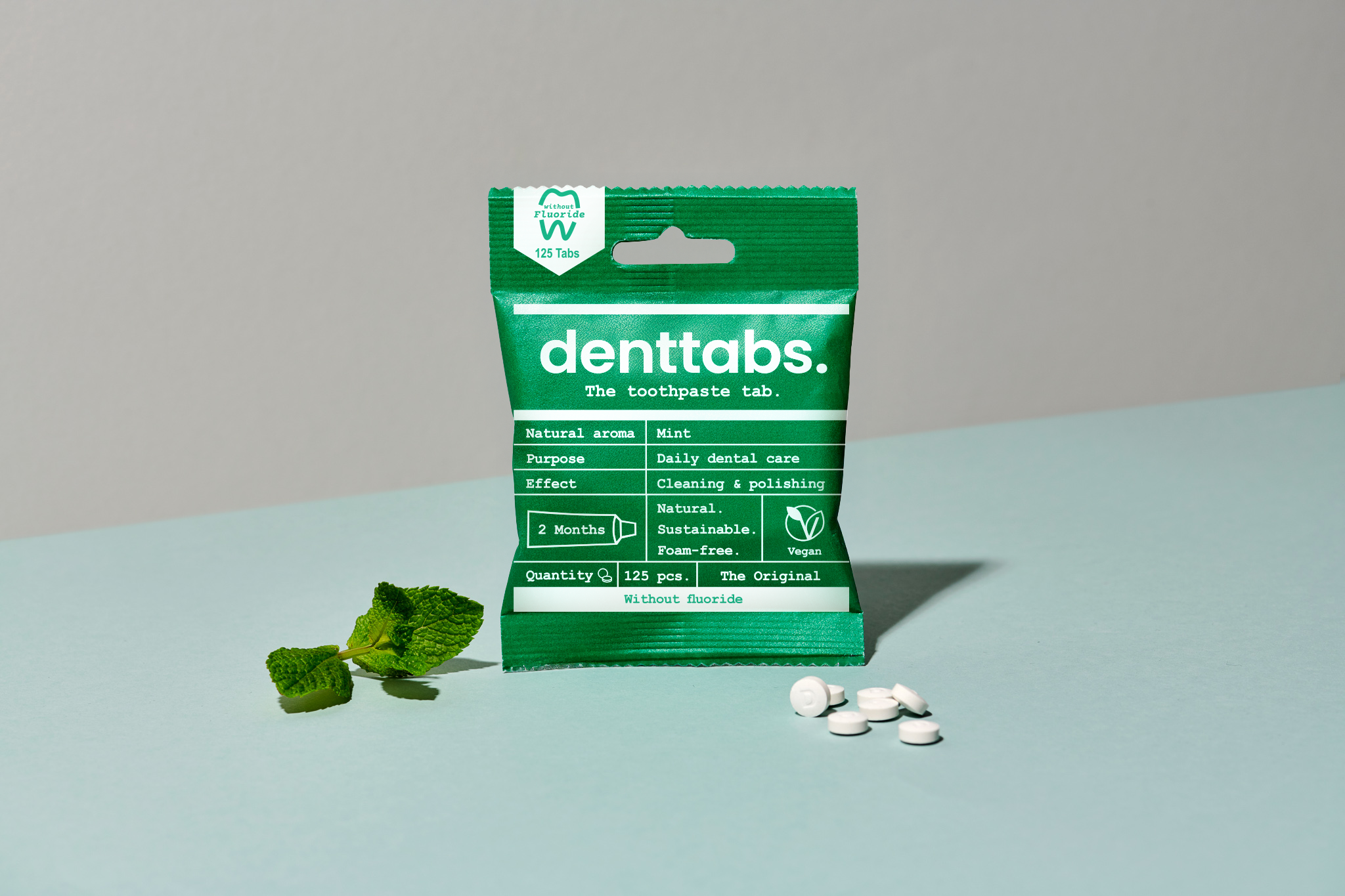 Denttabs mint without flouride in white background