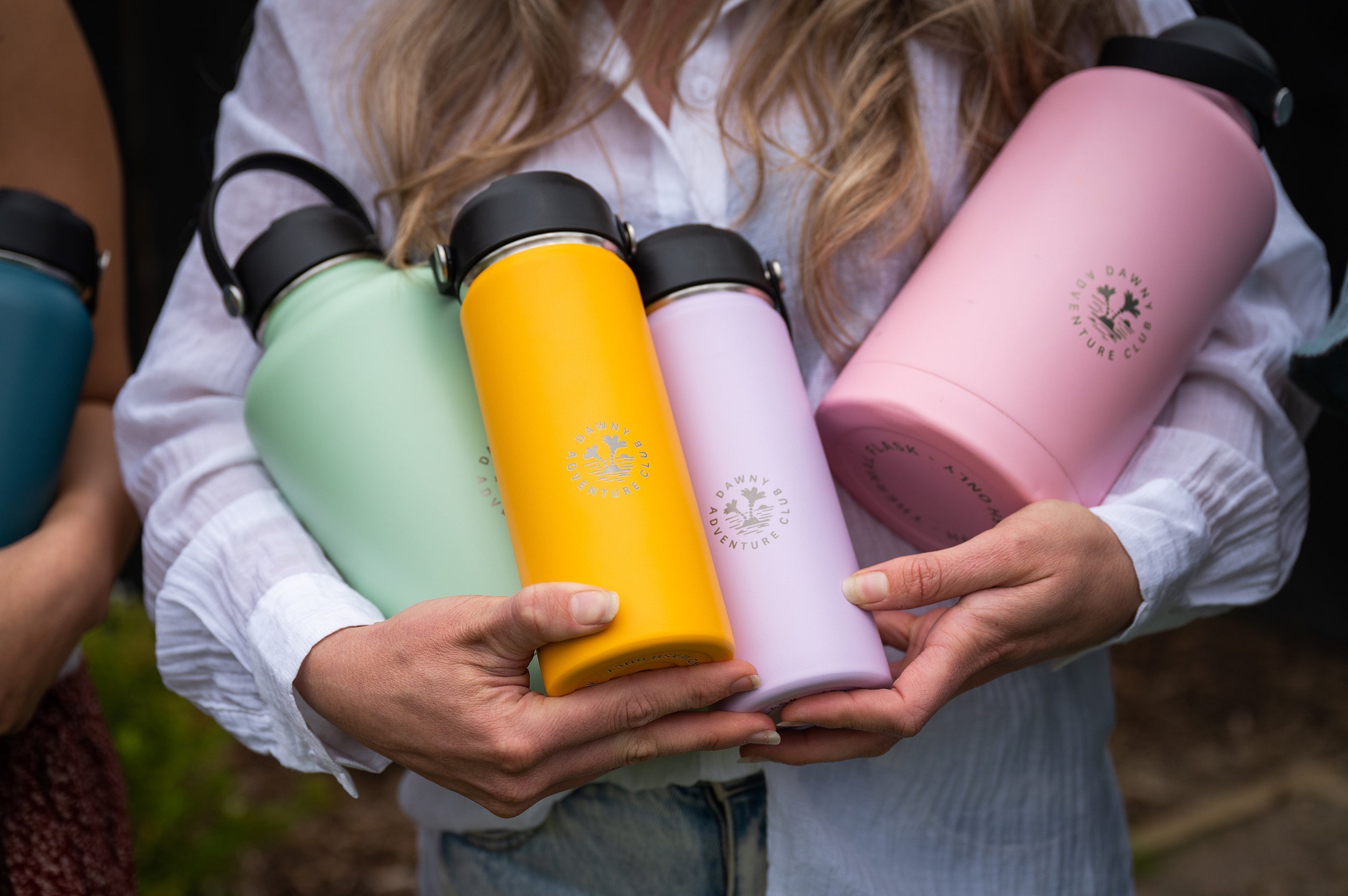 Dawny Adventure Club Insulated Drink Bottles - Blush - Blush 530mL