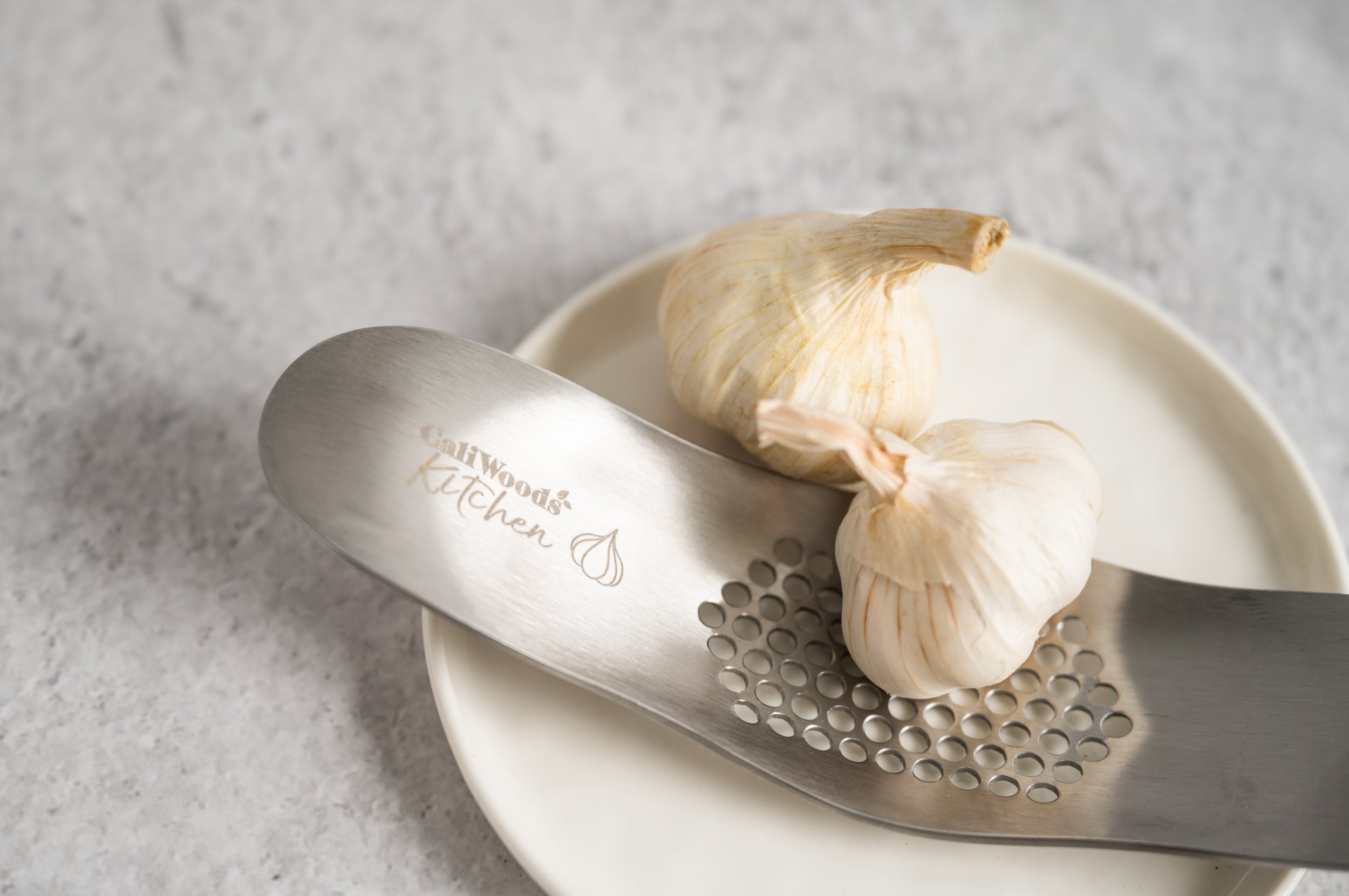 Kitchen essentials Garlic Crusher