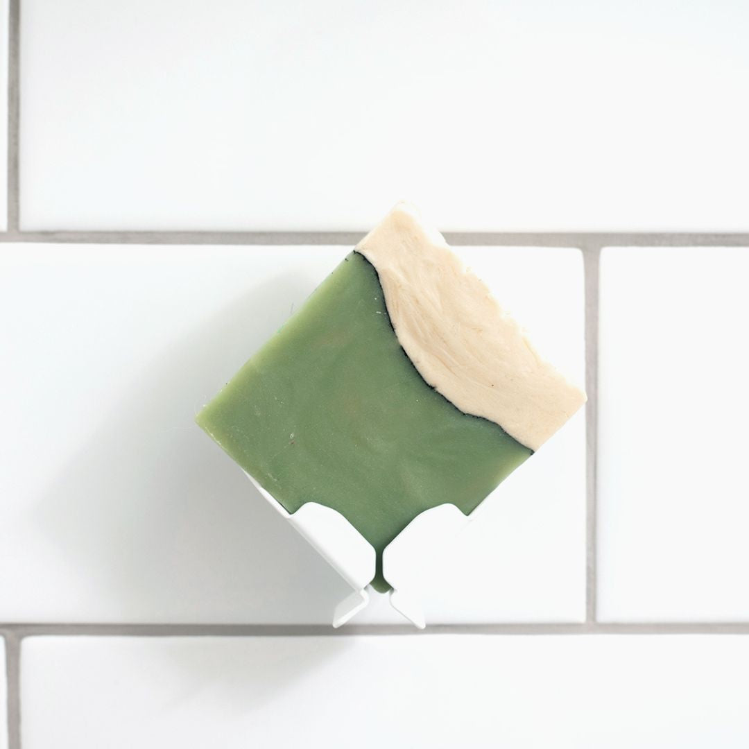WhteBlockDockWisewithSquareSoapBar_002.jpg